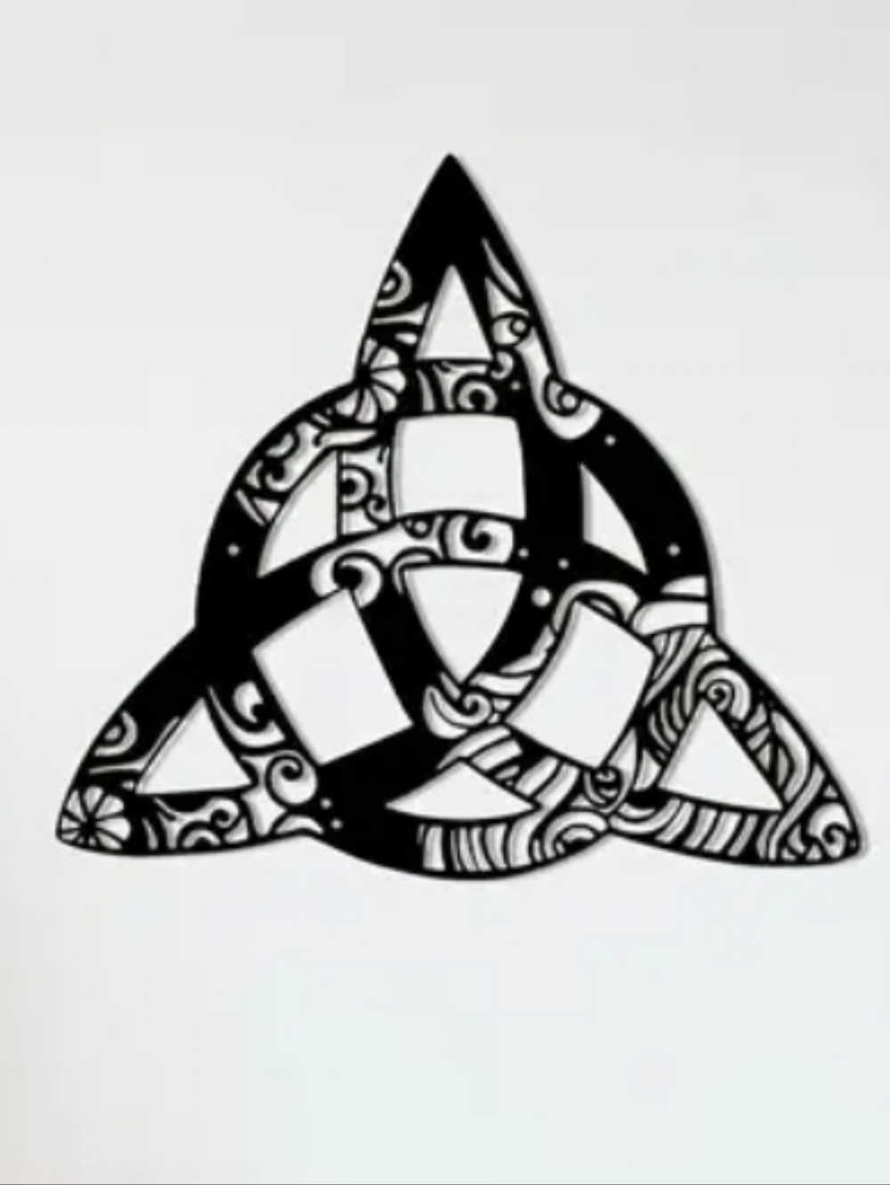 Black Metal Celtic Knot Wall Art